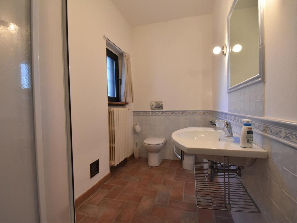 Apartment La Corte Bricca - Trilo B By Interhome Castana  Εξωτερικό φωτογραφία